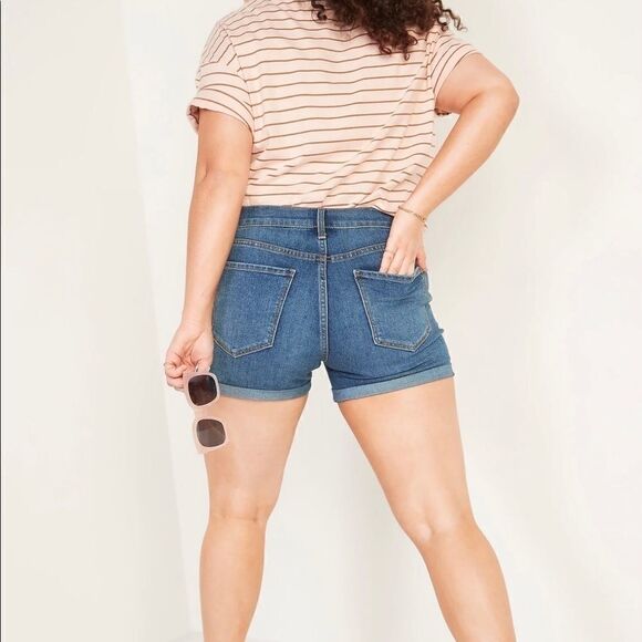 Old Navy Blue Jean Shorts Size 2 - Picture 1 of 12